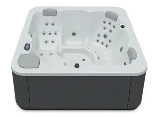 Beispiel Whirlpool aus der Aqualife Serie von Aquavia Spa