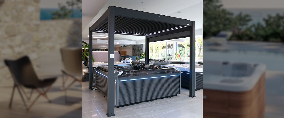 Wellis Pergola Whirlpool-Überdachung – moderne und elegante Pergola, die optimalen Schutz und Schatten für den Whirlpool bietet und gleichzeitig eine luxuriöse Atmosphäre im Garten schafft.