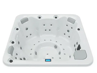 Beispiel Whirlpool aus der BuiltIn Serie von Aquavia Spa