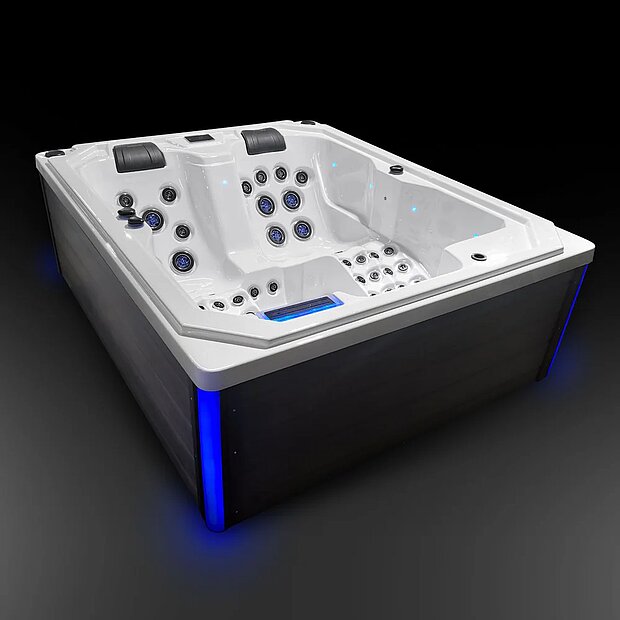 Whirlpool Moana mit beleuchtetem Kabinett