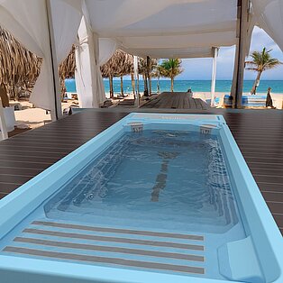 SwimSpa BeachClub Farbe Sky Blue 
